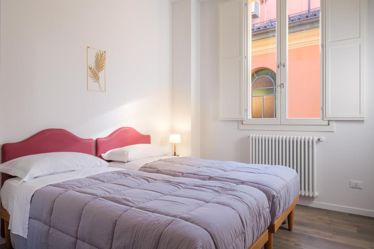 Residence Del Professore By Studio Vita Bologna Bagian luar foto