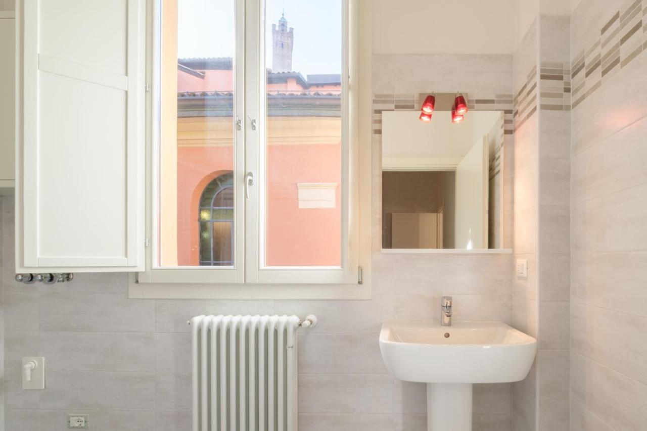 Residence Del Professore By Studio Vita Bologna Bagian luar foto