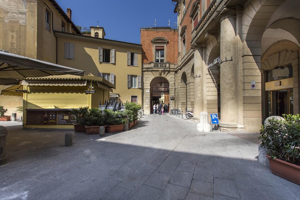 Residence Del Professore By Studio Vita Bologna Bagian luar foto